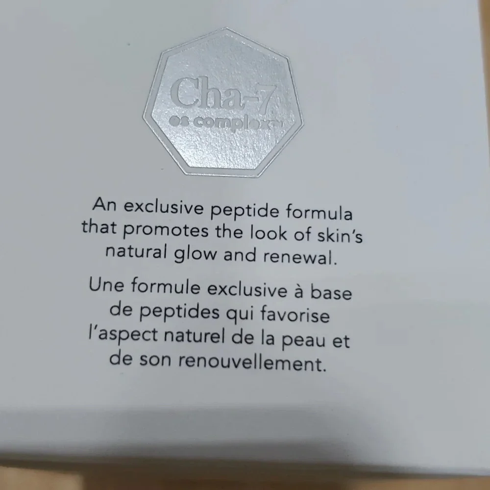 Saturday skin pore clarifying toner